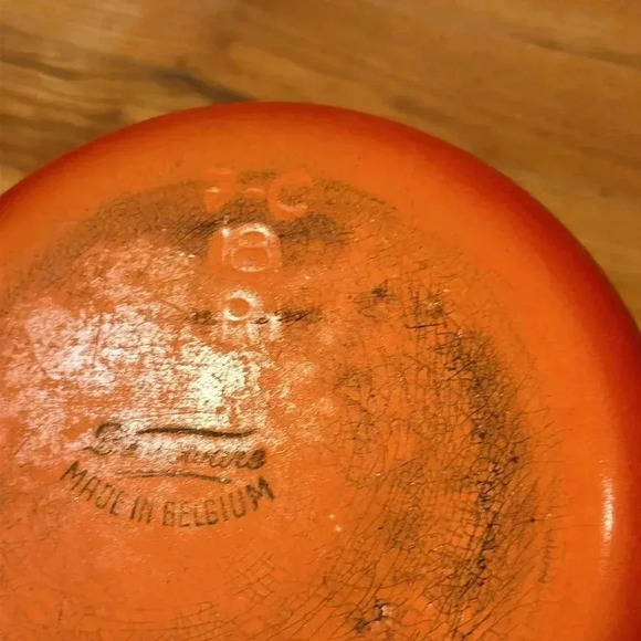 vintage heavy DESCOWARE BELGIUM Orange Flame Enamel Cast Iron Sauce Pan 7C 18 FE - Picture 6 of 7